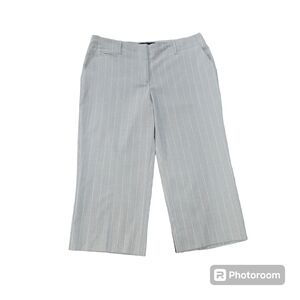 Bobby J Juniors Tan Stripped Wide Leg Low-Rise Bermuda Dress Shorts Size 7/8.